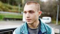 Kino aus Osteuropa: Norwegian Dream – Aus Angst vor der Reaktion seiner polnischen Landsleute behält Robert (Hubert Miłkowski) seine sexuelle Orientierung lieber für sich.; MDR FERNSEHEN NORWEGIAN DREAM Uhr. Ab 16.10.2024, 23:40 Uhr in der ARD-Mediathek. Aus Angst vor der Reaktion seiner polnischen Landsleute behält Robert (Hubert Miłkowski) seine sexuelle Orientierung lieber für sich.