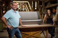 Die Scheune – Steffen Frech mit seiner VW-Bus T1 Sitzbank, ein tolles Projekt für Polsterin Anne Karweg aus Bad Kreuznach.