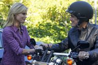 Modern Family – L-R: Claire Dunphy (Julie Bowen), Phil Dunphy (Ty Burrell)
