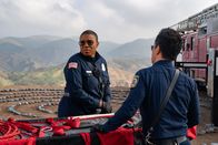 9-1-1 Notruf L.A. – Henrietta "Hen" Wilson (Aisha Hinds, l.); Howie "Chimney" Han (Kenneth Choi, r.)