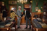 Kingsman: The Secret Service – Als etliche Prominente spurlos verschwinden, befürchten Geheimagent Harry Hart (Colin Firth, M.) und sein Schützling "Eggsy" (Taron Egerton, l.) schon bald, dass das superreiche Hightech-Genie Valentine (Samuel L. Jackson, r.) etwas damit zu tun zu hat ...