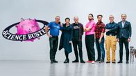 Science Busters - Wer nichts weiß, muss alles glauben – Peter Weinberger, Elisabeth Oberzaucher, Florian Freistetter, Martin Puntigam, Martin Moder, Günther Paal, Helmut Jungwirth.