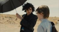 Der Distelfink – L-R: Junger Boris (Finn Wolfhard) und Junger Theo Decker (Oakes Fegley)