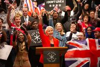 Years and Years – Vivienne Rook (Emma Thompson, M.) wird Premierministerin.