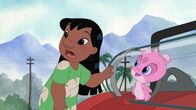 Disneys Lilo & Stitch – Lilo (l.)