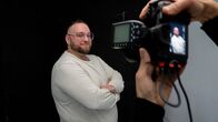 einfach Mensch – Stefan Rosenberger setzt sich für mehr Akzeptanz von Körpern jenseits des klassischen Schönheitsideals ein.