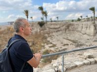 Mythos - Die größten Rätsel der Geschichte – In der israelischen Grabungsstätte Tel Megiddo sucht Dr. Eran Arie die ursprüngliche Heimat der verlorenen Stämme.