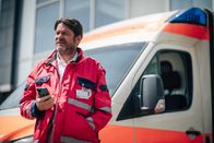 neoriginal: Decision Game – Robert (Roeland Wiesnekker) bringt Elsa zur Replantation ihres Daumens ins Krankenhaus. Schaffen sie es, Elsa danach wieder unbemerkt aus dem Krankenhaus rauszuholen?