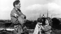 Schock – Victor Carroon (Richard Wordsworth), Little Girl (Jane Asher)