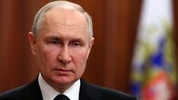 Putins Helfer - Komplizen des Kremls – Wladimir Putin, Präsident von Russland, während einer Ansprache an die Nation. Putin hat nach dem bewaffneten Aufstand des Chefs der Söldnerarmee Wagner, Prigoschin, zur «Neutralisierung» der Drahtzieher aufgerufen.