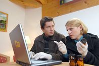 SOKO Kitzbühel – Andreas Kiendl (Klaus Lechner), Kristina Sprenger (Karin Kofler).