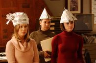 Gilmore Girls – Rory Gilmore (Alexis Bledel, re.) und Paris Geller (Liza Weil, li.)