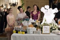 Younger – v.l.n.r.) Lauren Heller (Molly Bernard); Maggie Amato (Debi Mazar); Liza Miller (Sutton Foster)