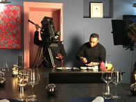 Münchens große Straßen – Max Kangni ist Spitzenkoch und betreibt in der Rosenheimer Straße die Firma "Bayern geht fremd".