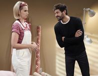 Last Man Standing – Mandy Baxter (Molly McCook, l.); Ryan Vogelson (Jordan Masterson, r.)