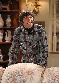The Big Bang Theory – Sheldon versucht, spontan zu sein, was dazu führt, dass er mit Penny, Amy und Bernadette aneinandergerät, während Raj versucht, sich mit Howards (Simon Helberg) Hilfe auf sein Date mit Emily vorzubereiten ...