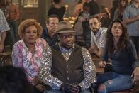 Navy CIS: New Orleans – (v.l.n.r.) Dr. Loretta Wade (CCH Pounder); Christopher LaSalle (Lucas Black); Patton Plame (Daryl Mitchell); Sebastian Lund (Rob Kerkovich); Tammy Gregorio (Vanessa Ferlito)