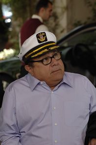 It's Always Sunny in Philadelphia – Frank (Danny Devito) verkauft ein Päckchen Stoff an seinen alten Kumpel, fordert es jedoch nach kurzer Zeit wieder zurück. Das gestaltet sich als schwieriger als erwartet ...