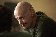 Mr. Inbetween – Ray Shoesmith (Scott Ryan)