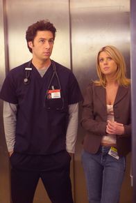 Scrubs - Die Anfänger – Zach Braff (John 'J.D.' Dorian), Tara Reid (Danni Sullivan).