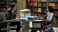 Suits – Mike (Patrick J. Adams) und Rachel (Meghan Markle) arbeiten Seite an Seite an einem Fall – doch das berufliche Miteinander bringt auch private Spannungen mit sich.