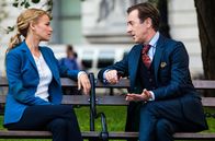 Instinct – Nachdem das FBI den Fall eines Chemieangriffs übernommen hat, kümmern sich Dr. Dylan Reinhart (Alan Cumming, r.) und Det. Lizzie Needham (Bojana Novakovic, l.) um einen Mordfall mitten im Central Park ...