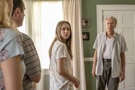 The Mule – L-R: Ginny (Taissa Farmiga), Earl Stone (Clint Eastwood)