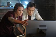 The Gifted – L-R: Kate Strucker (Amy Acker) and Reed Strucker (Stephen Moyer).