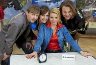 Danni Lowinski – (3. Staffel) - Gemeinsam kämpfen Danni (Annette Frier, 2.v.r.), Bea (Nadja Becker, 2.v.l.), Nils (Oliver Fleischer, r.) und Hannes (Tino Mewes, l.) für das Recht der kleinen Leute ...