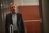 Dr. House – Mit Schock muss House (Hugh Laurie) feststellen, dass sich im Krankenhaus so einiges verändert hat ...