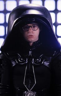 Mel Brooks' Spaceballs – Lord Helmchen (Rick Moranis) soll Prinzessin Vespa vom Planeten Druidia entführen, um anschließend ihren Vater König Roland zu erpressen.