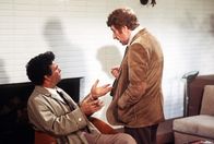 Columbo – (v.li.) Peter Falk (Insp. Columbo), Clive Revill (Devlin).