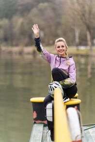 Silvia kocht – Silvia Schneider beim Radfahren entlang der Donau und im Umland auf der Sauwald Panoramastraße .