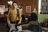 The Middle – Anstatt wie immer gemeinsam mit seiner Mutter die Samstagseinkäufe zu erledigen, will Brick (Atticus Shaffer) dieses Mal zuhause bleiben. Das hat auch seinen Grund ...