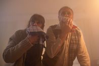 Aktenzeichen XY... Ungelöst – Ein älteres Paar besucht ihre Tochter. In dem Haus bricht ein Feuer aus – Brandstiftung! Die verheerenden Flammen werden für die Eheleute zur Todesfalle.