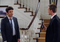 How I Met Your Mother – Während Marshall auf Teds zukünftige Frau trifft, wird die Freundschaft von Ted (Josh Radnor, l.) und Barney (Neil Patrick Harris, r.) auf eine harte Probe gestellt ...