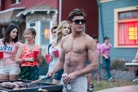 Bad Neighbors – Verbindungspräsident Teddy (Zac Efron, r.) lebt für seine Verbindung und die damit verbundenen Partys, doch als er mit seinen Brüdern in eine ruhige Nachbarschaft zieht, bekommt er unerwartet starken Gegenwind ...