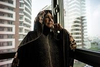 Es war einmal im Irak – Um Qusay, sogenannte „Mutter des Irak”: Neben Fanatismus gibt es auch Mut und Mitmenschlichkeit.