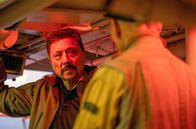 Auf hoher See – Tonio (Carlos Bardem) ist für den Transfer der illegalen Kiste an Bord der „Interlaken“ verantwortlich.