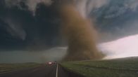 Die Macht der Elemente – Wirbelstürme sind zerstörerisch und treten vermehrt in Regionen auf, wo sich verschiedene Luftmassen mischen.