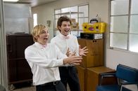 Party Down – Kyle Bradway (Ryan Hansen, l.); Henry Pollard (Adam Scott, r.)