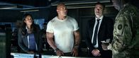 Rampage - Big Meets Bigger – L-R: Dr. Kate Caldwell (Naomie Harris), Davis Okoye (Dwayne 'The Rock' Johnson), Agent Harvey Russell (Jeffrey Dean Morgan), Colonel Blake (Demetrius Grosse).