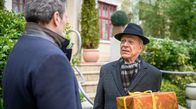 Sturm der Liebe – Christoph (Dieter Bach, l.) und Werner (Dirk Galuba, r.) ahnen unwohl, dass die Sanierung sehr teuer wird.