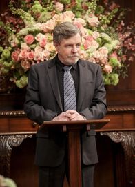 The Big Bang Theory – Als Trauredner sorgt Mark Hamill (Mark Hamill) für Erstaunen ...