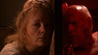 Pulse 2: Afterlife – Tante Carmen (Lee Garlington, l.); Onkel Pete (Grant James, r.)