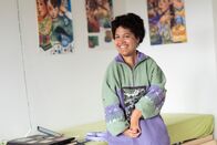 einfach Mensch – Die Digital-Künstlerin Amie Savage aus Ratingen drückt mit ihren Werken die Vielfalt der Gesellschaft, aber auch ihre Wut aus. Kunst ist für sie eine Form von Aktivismus – die 24-jährige setzt sich gegen Diskriminierung und Rassismus ein.