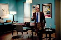 Community – Der verbitterte Professor Cornwallis (Malcolm McDowell) hat es auf die Lerngruppe abgesehen und versucht sie gegeneinander auszuspielen. Ob ihm das gelingen wird ...