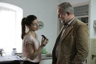 Paul Kemp - Alles kein Problem – Judith Rosmair (Lisa), Harald Krassnitzer (Paul Kemp).