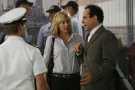 Monk – Pictured: (l-r) Lt. Albright (Casper Van Dien) , Natalie Teeger (Traylor Howard), Adrian Monk (Tony Shalhoub)