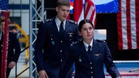 High-Flyers – Rutger de Man (Josha Stradowski) und Leyla Demir (Sinem Kavus)